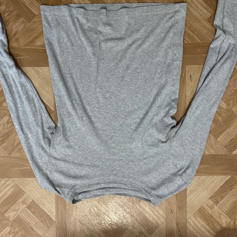 Grey long sleeve T shirt